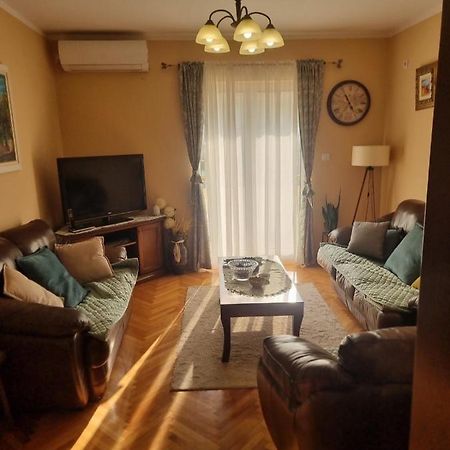 Apartman Nina Kotor Exteriör bild
