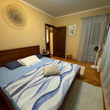 Apartman Nina Kotor Exteriör bild
